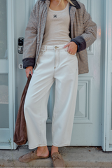 Tapered Barrel Jean - Ecru