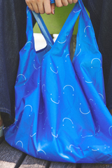 Anywhere Tote - Smiley