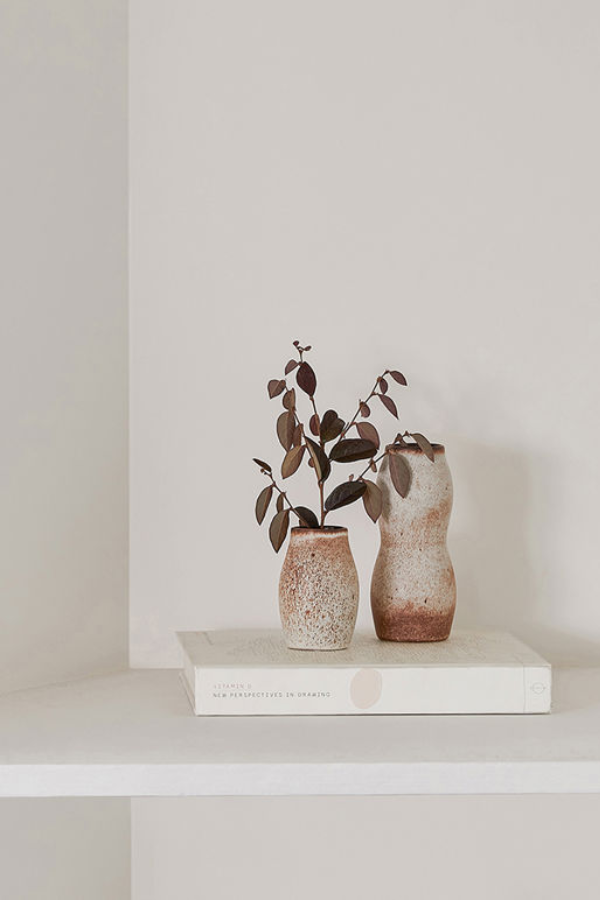 Large Pod Vase - Nut