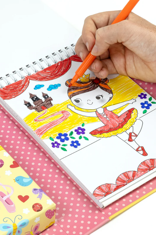 Colouring Set - Ballet