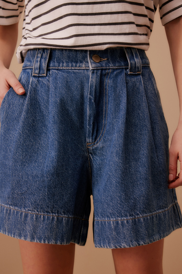 Pleat Front Short - Washed Indigo