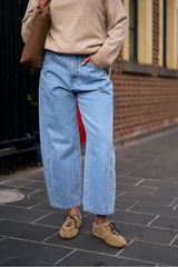 Darted Barrel Jean - Vintage Blue