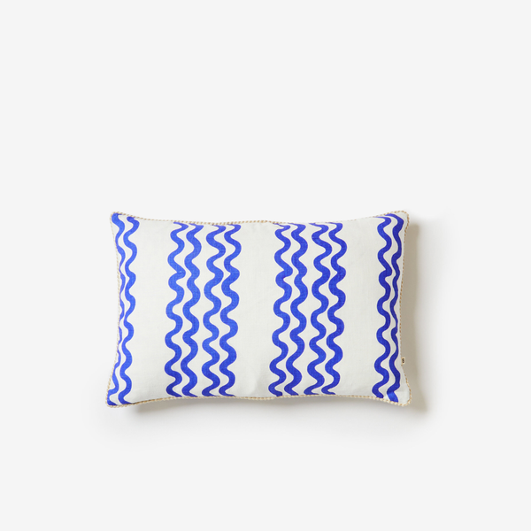 Cushion - 60 x 40cm / Double Waves Yves Klein Blue