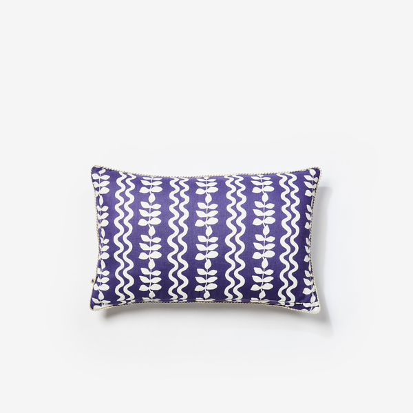 Cushion - 60 x 40cm / Ferns & Waves Yves Klein Blue